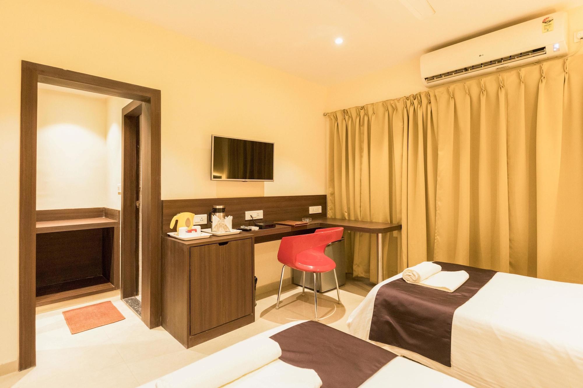 Lynq-Cico Otel Kalküta Dış mekan fotoğraf