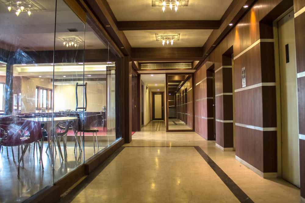 Lynq-Cico Otel Kalküta Dış mekan fotoğraf