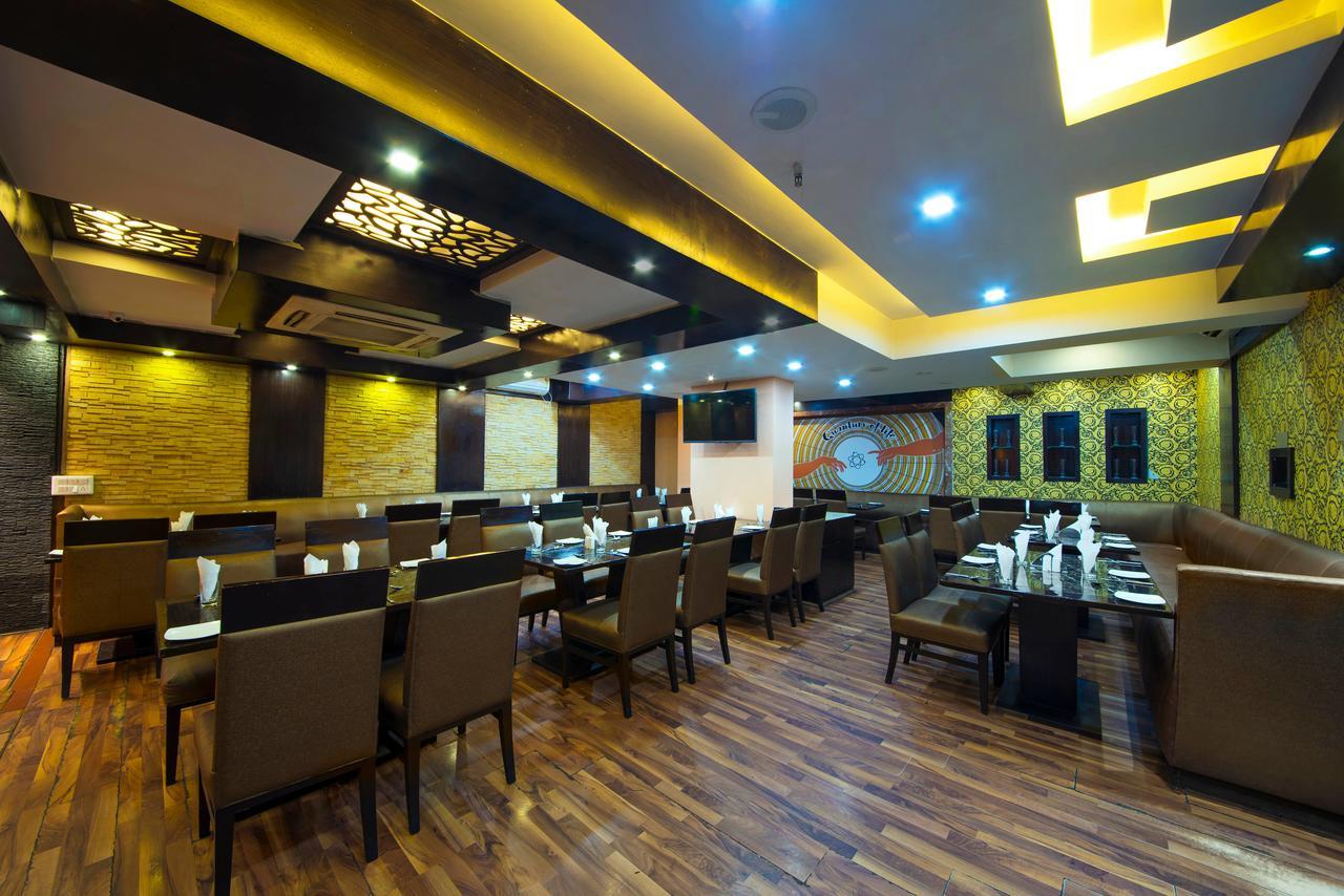 Lynq-Cico Otel Kalküta Dış mekan fotoğraf